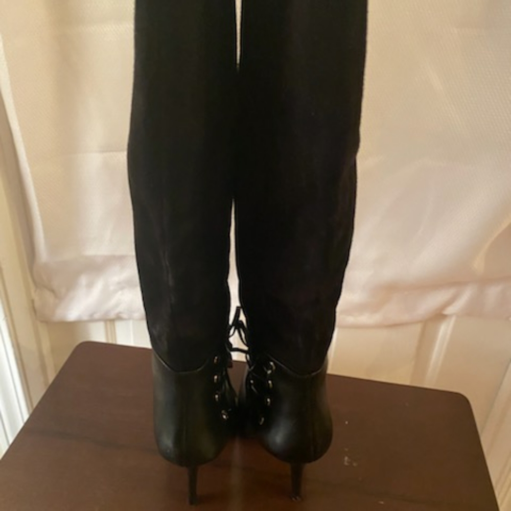 Orginal Nine West black Leather and suede boots